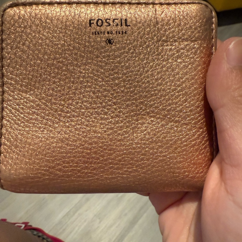 Fossil Gold Wallet with Premium Leather Finish